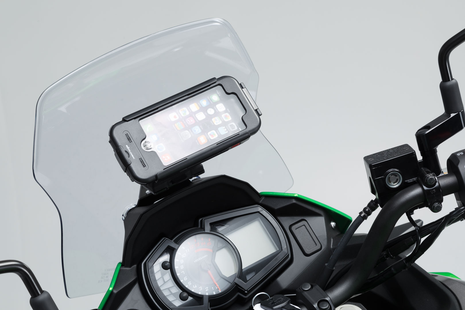 Support de navigation SW-Motech dans le cockpit noir pour Kawasaki Versys-X 300 ABS (16-)