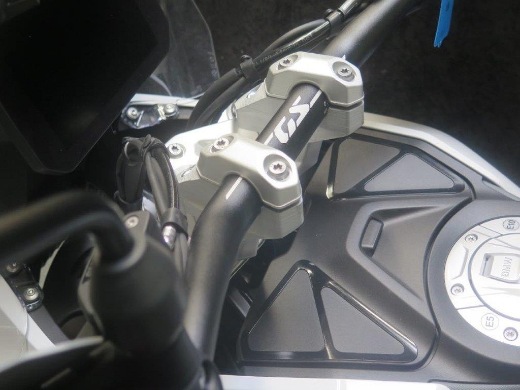 Adaptateur de guidon 50 mm plus près et 27 mm plus haut pour BMW R1300GS