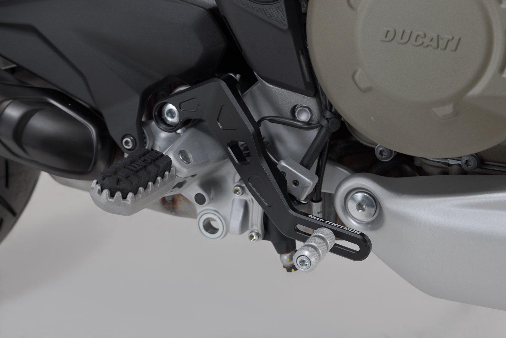 Palanca de freno trasero SW-Motech para Ducati Multistrada V4 (20-)