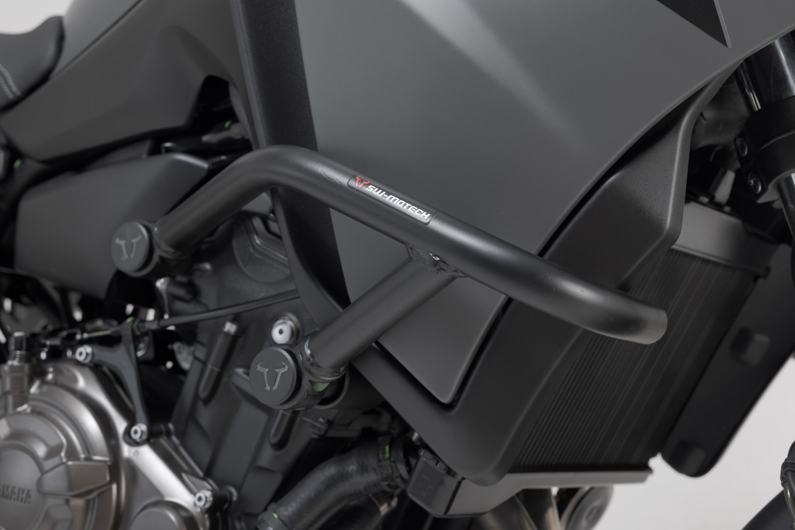 SW-Motech Protectores de Motor Negros para Yamaha MT-07 Tracer (16-), MT-07 (20-)